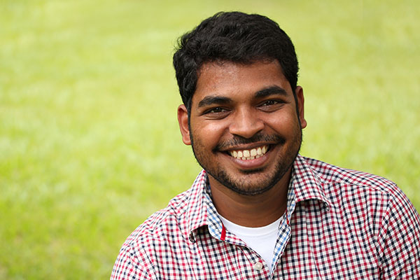 Smile Confidently With Invisalign: Your Journey To Straighter Teeth